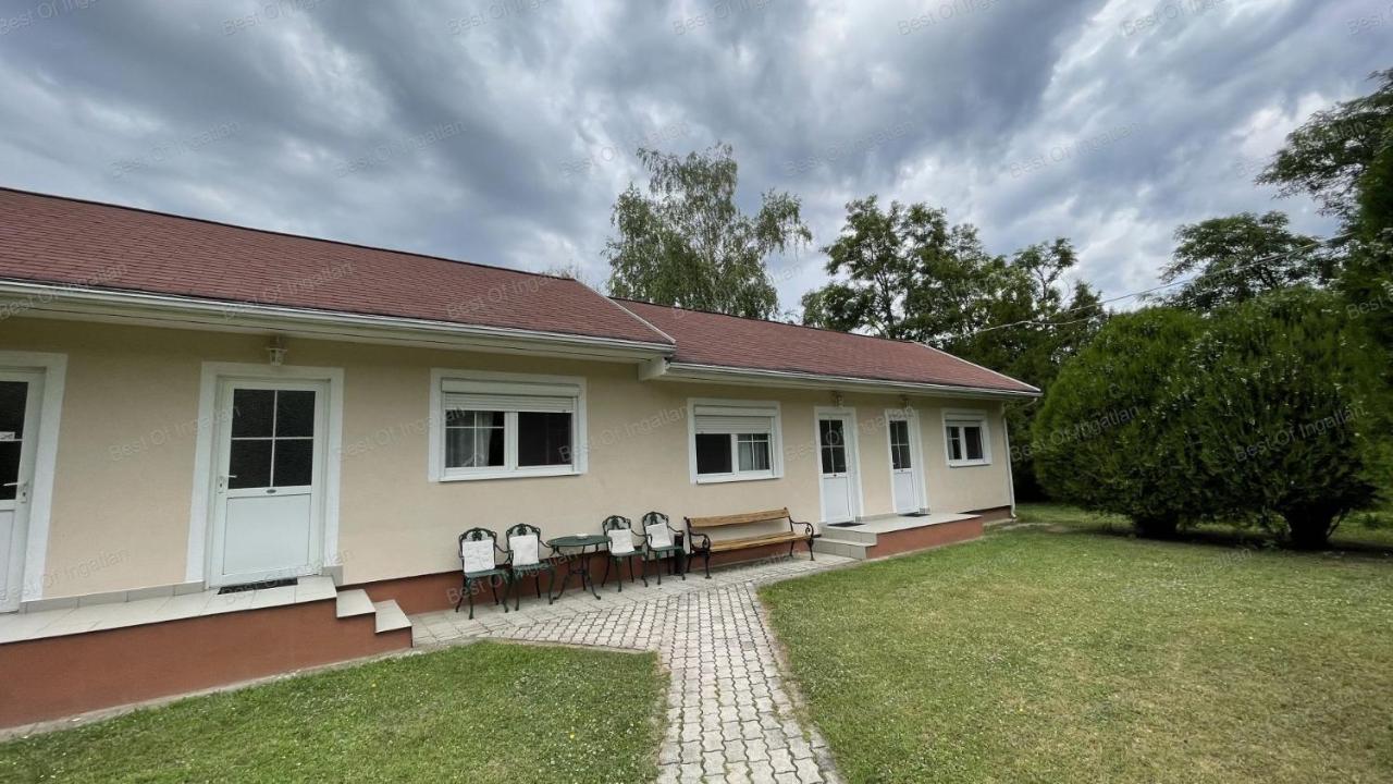 Motel Hummel Per Luaran gambar